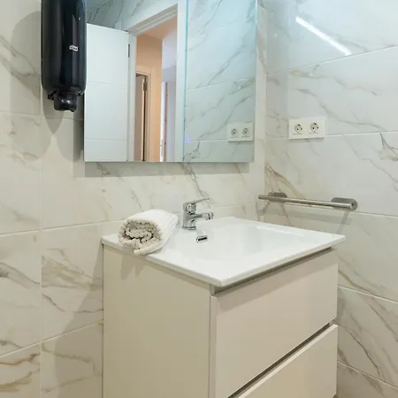 Colina By Ele Torremolinos