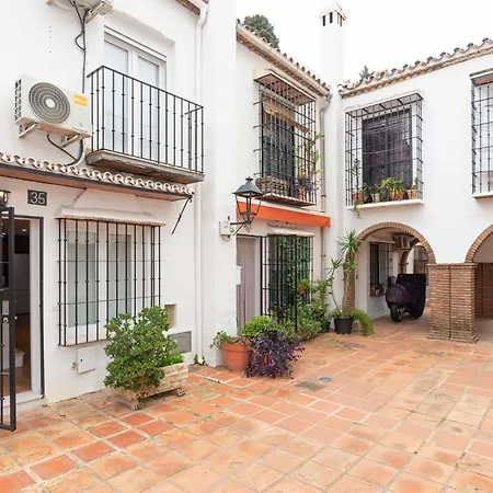 Colina By Ele Apartmán