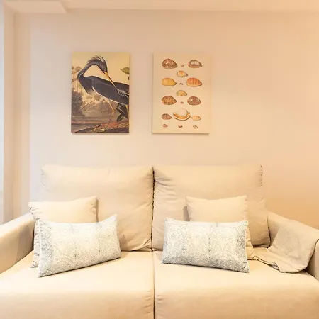 Colina By Ele Torremolinos