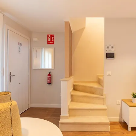 Apartment Colina By Ele